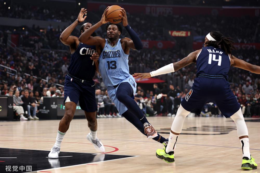 社交媒体上 社交媒体上